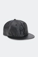 NEW ERA 950 NEW YORK YANKEES EN CUERO REAL