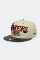 NEW ERA GORRA 950 LOS ANGELES LAKERS CORD VISOR