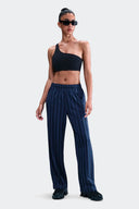 PANTALON NIKE AZUL RAYAS - MUJER