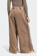 ADIDAS PANTALON OVERSIZE - MUJER
