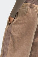 ADIDAS PANTALON OVERSIZE - MUJER