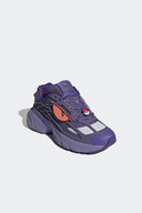 Tenis Adidas Adistar XLG 2.0 x Pokémon Gengar KJ5609 morados – vista frontal en ángulo