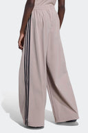 ADIDAS PANTALON TRACK PANT ADILENIUM 5.0 OG - MUJER