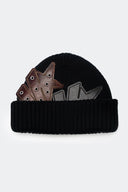 VENENO BEANIE VSTAR PATCHS