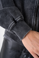 VENENO BUZO ZIPPER LEATHER COW