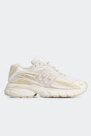 ADIDAS ADISTAR JELLYFISH PHARRELL WILLIAMS WHITE