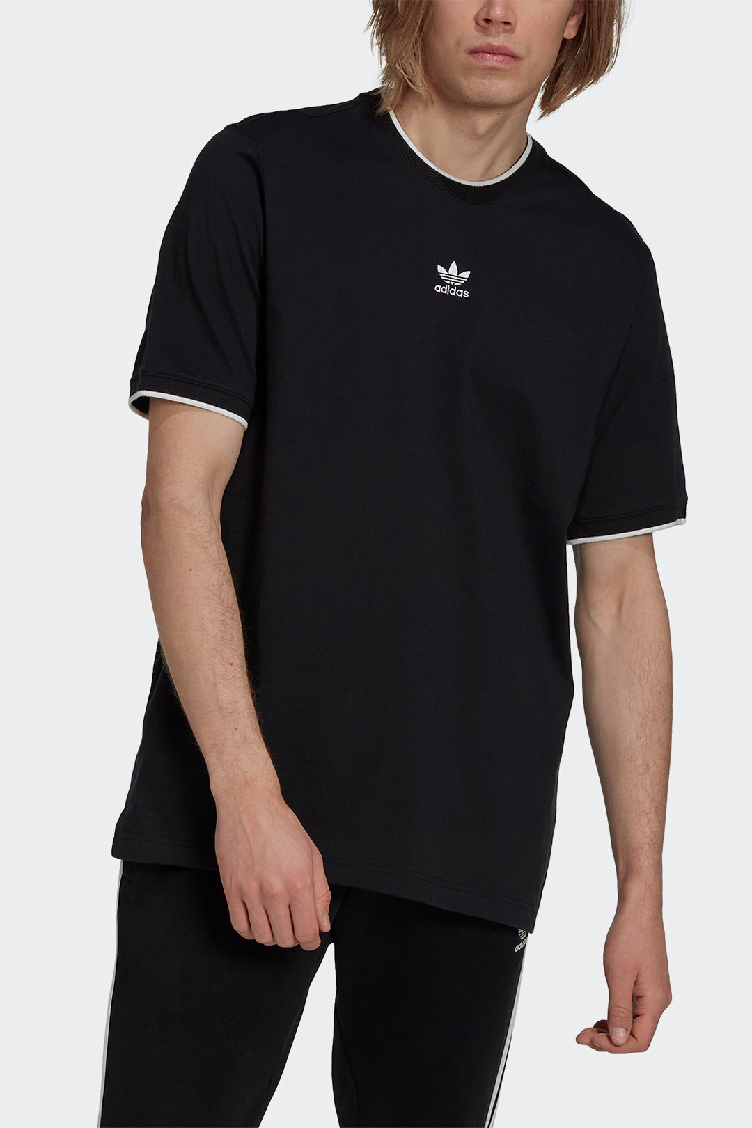 Camisetas de adidas online