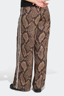 ADIDAS PANTALON WIDE SATIN SNAKE - MUJER