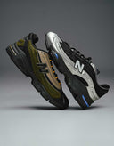 <span style="text-decoration:underline"><strong>SNEAKERS</strong></span>