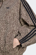 ADIDAS CHAQUETA DENIM OVERSIZED LEOPARD - MUJER