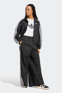 ADIDAS CHAQUETA DENIM OVERSIZED LEOPARD - MUJER
