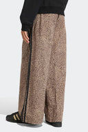 ADIDAS PANTALON DENIM LEOPARD - MUJER