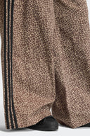 ADIDAS PANTALON DENIM LEOPARD - MUJER