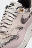 NIKE AIR MAX 1 SNAKESKIN - MUJER