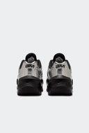 NIKE AIR MAX MUSE BLACK METALLIC - MUJER