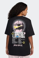 NIKE CAMISETA GRAPHIC - MUJER