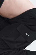 NIKE PANTALON CARGO - MUJER