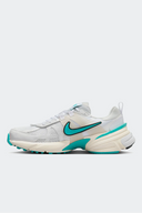 NIKE V2K RUN - MUJER