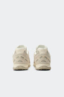 NEW BALANCE 204L SEA SALT