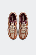NIKE AIR MAX MOTO 2K