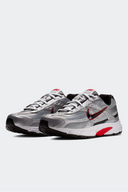 NIKE INITIATOR