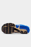 NIKE ZOOM VOMERO 5 SWOOSHLESS HYPER ROYAL