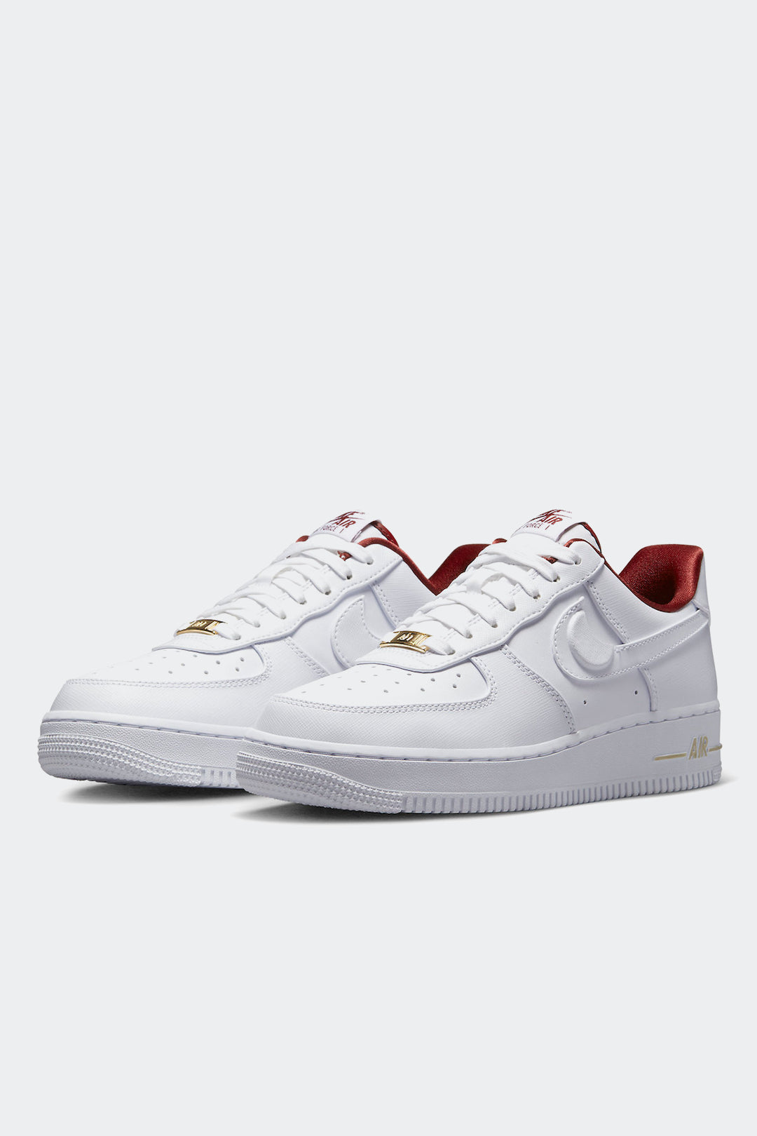 NIKE AIR FORCE 1 '07 SE "SWOOSH POCKET" - MUJER - HYPE