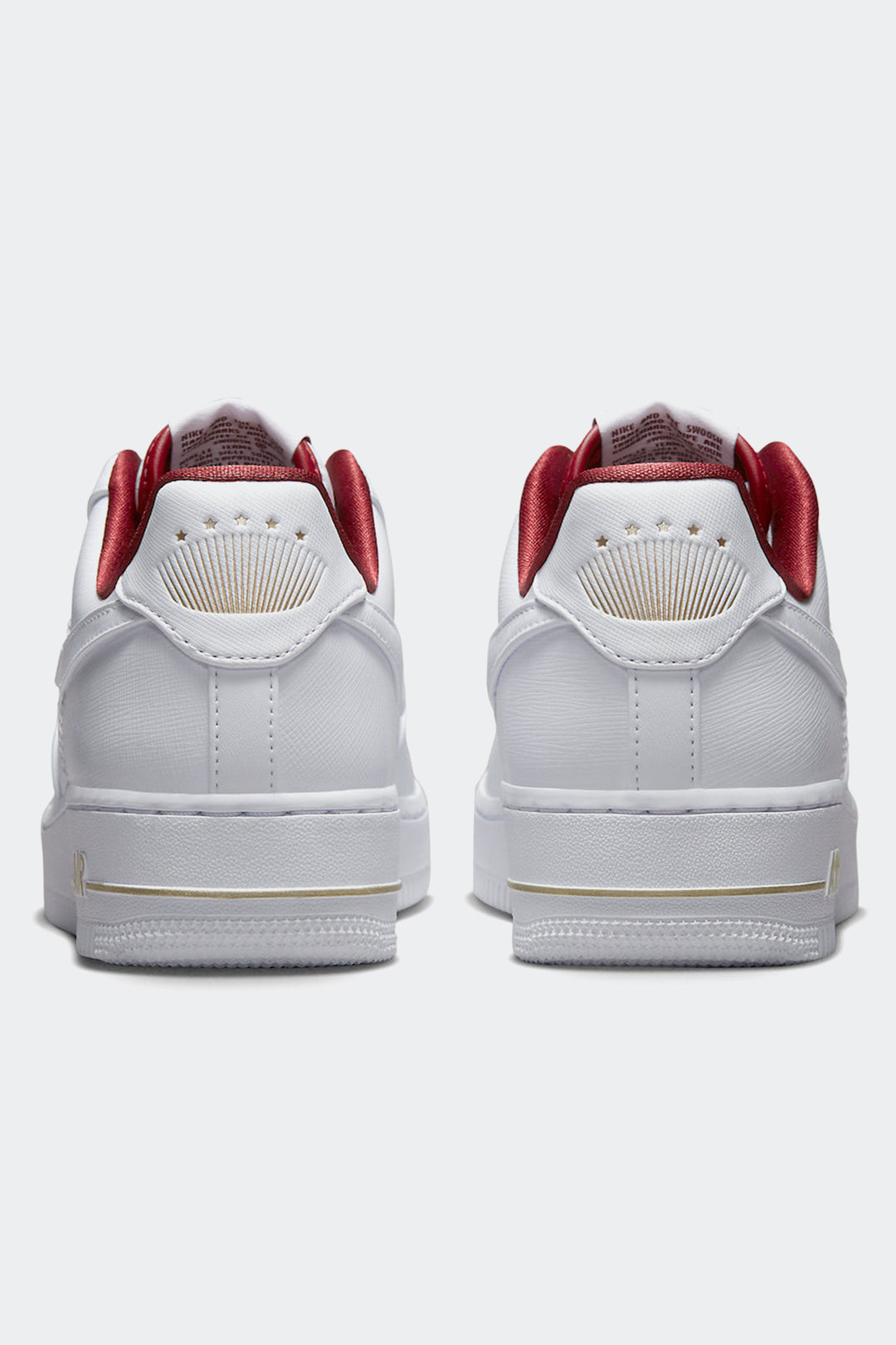 NIKE AIR FORCE 1 '07 SE "SWOOSH POCKET" - MUJER - HYPE